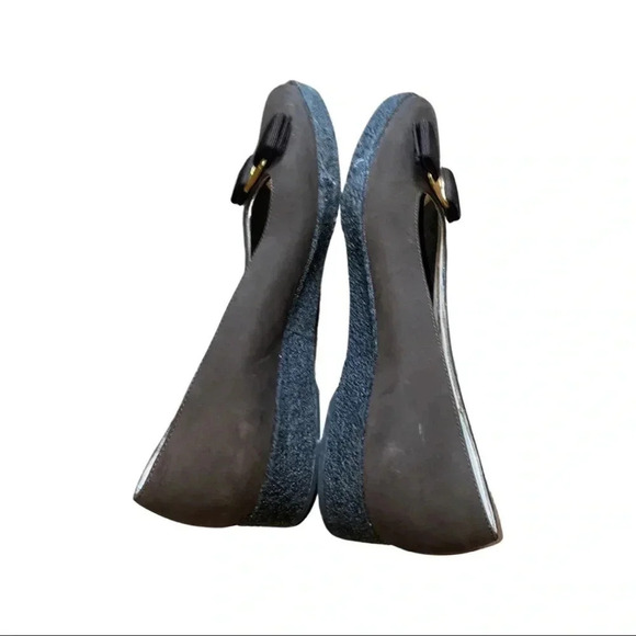 Salvatore Ferragamo Vara Bow Brown Suede Wedge Flat Size 6 - Picture 6 of 9